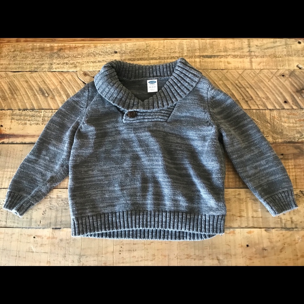 Old Navy Grey Sweater